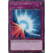 RA03-FR093 Force de Miroir Platinum Secret Rare