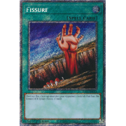 RA03-EN084 Fissure Platinum Secret Rare